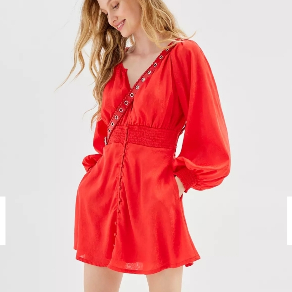 Urban Outfitters Rebecca Long‎ Sleeve Mini Dress